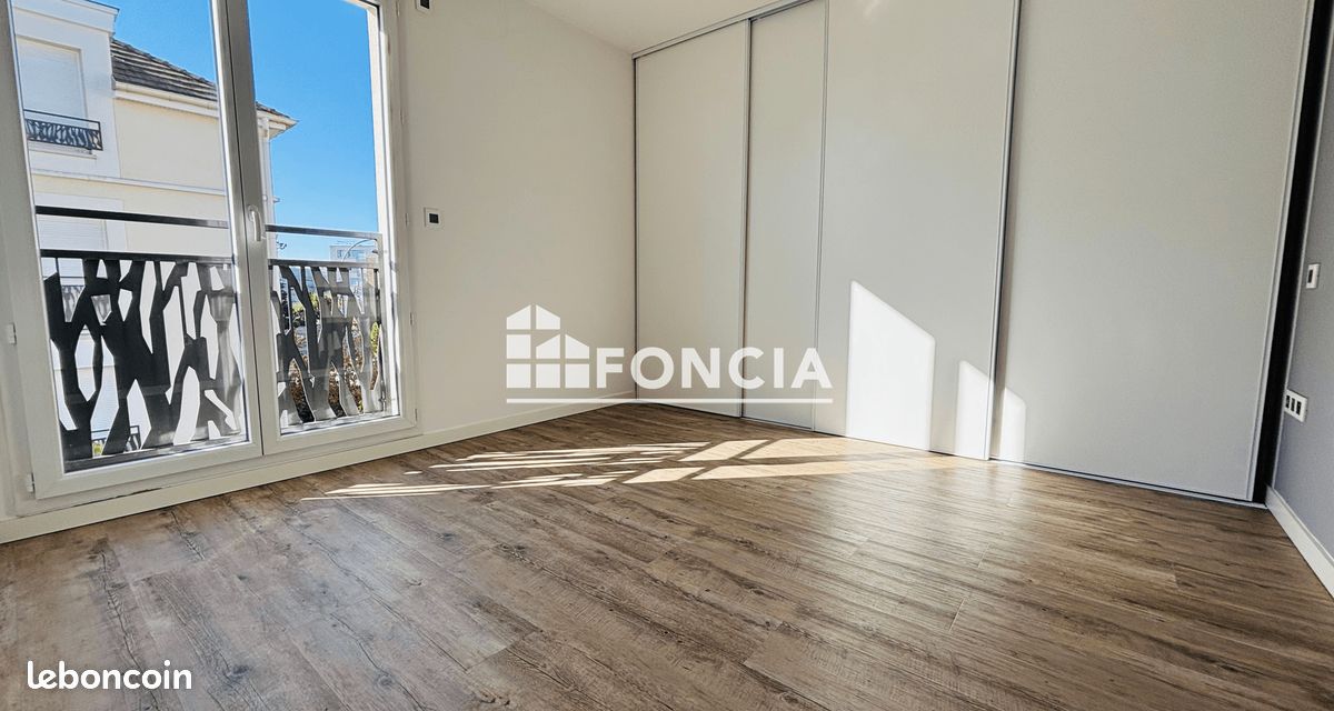 Appartement 4 pièces 76 m² · à Achères · 76 m² · 1 071 €