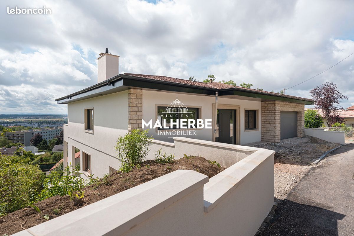 Maison 10 pièces 253 m² · à Saint-Max · 253 m² · 449 000 €