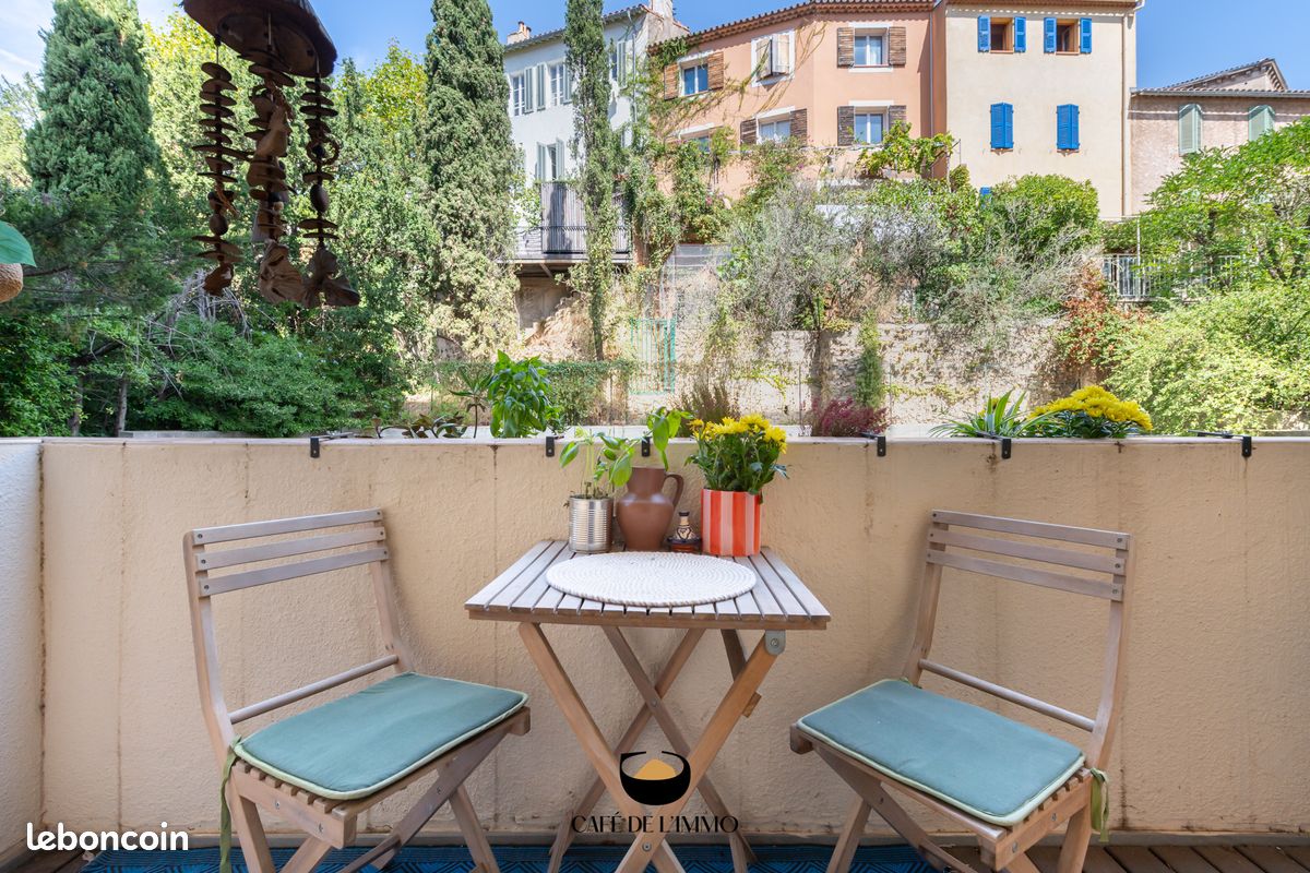 Appartement 2 pièces 47 m² · à Marseille · 47 m² · 245 000 €