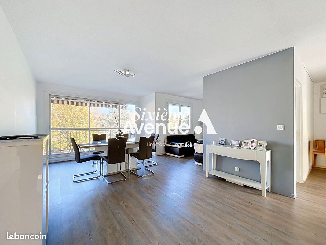 Appartement 5 pièces 97 m² · à Saint-Symphorien-d'Ozon · 97 m² · 285 000 €