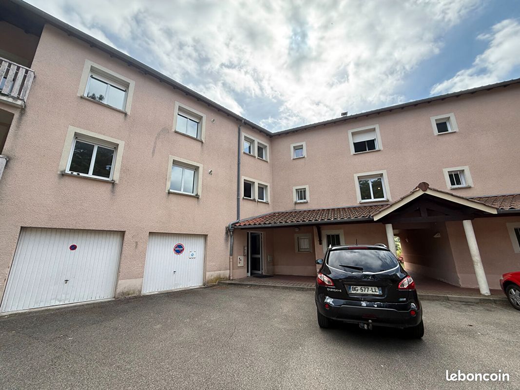 Appartement 4 pièces 84 m² · à Deux-Grosnes · 84 m² · 639 €