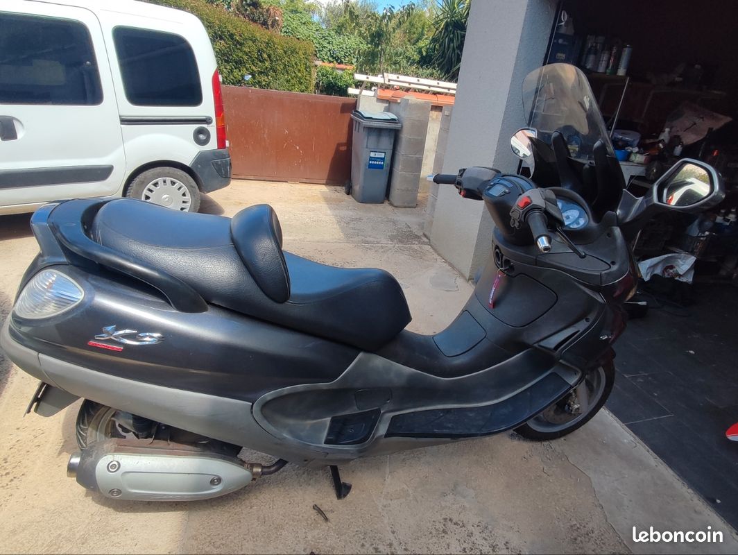 Suzuki Burgman Piaggio X9 125 2005 X9 Evolution 500 Piaggio X9 500