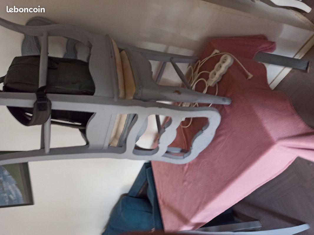 Chaises (image 2)