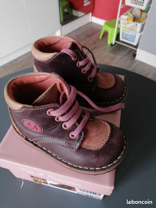 Chaussures fille taille 21 (image 2)