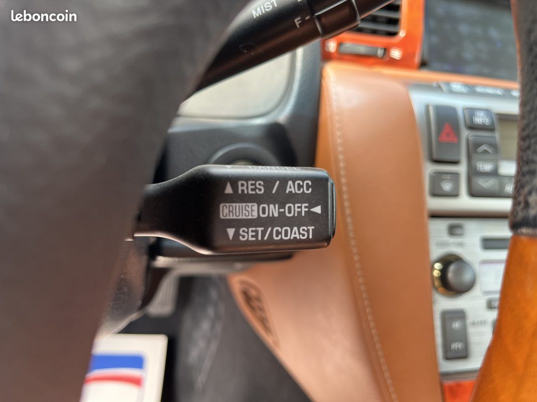 LEXUS SC430 4.3 V8 286ch Cabriolet 01/2002 (image 19)
