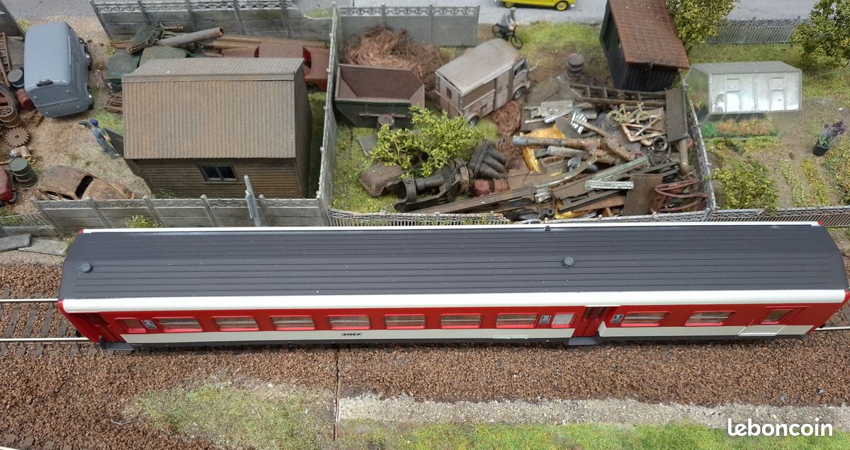 Rame Automotrice SNCF Lima HO 1/87 - Époque IV - Livrée Rouge/blanc - Réf 208173L