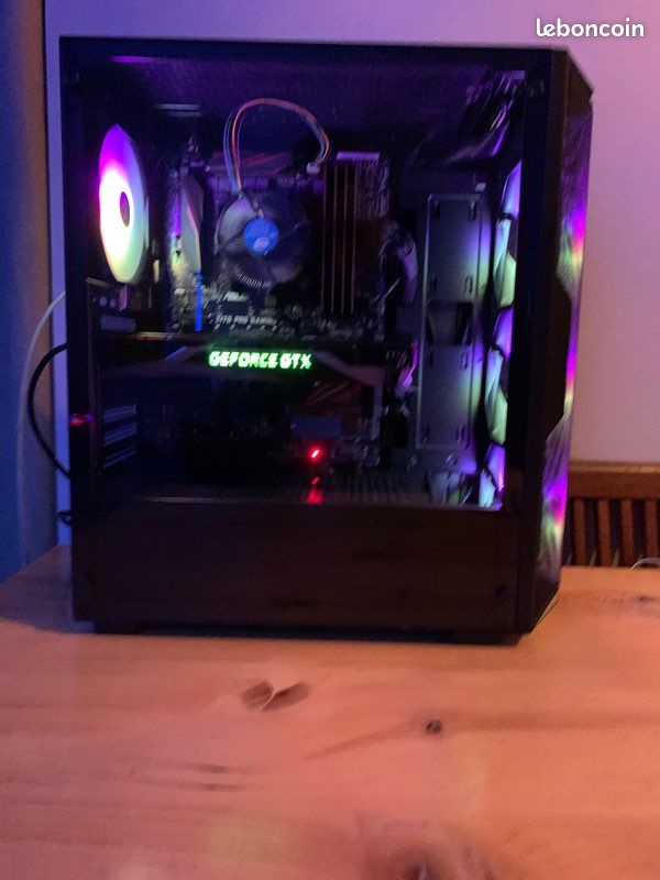 Pc i7 4770 / DDR3 8GO / SSD 256GO + HDD 500GO / CARTE GRAHIQUE / WINDOWS 10 PRO - Ordinateurs