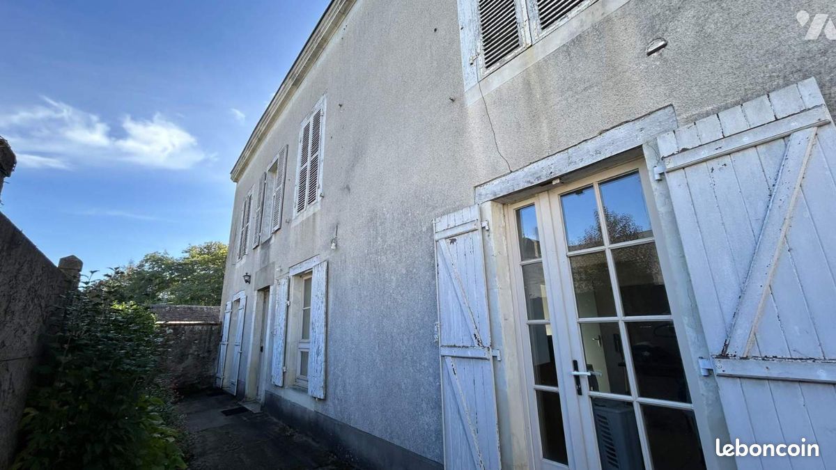 Immeuble 127 m² · à Château-Gontier-sur-Mayenne · 127 m² · 157 500 €