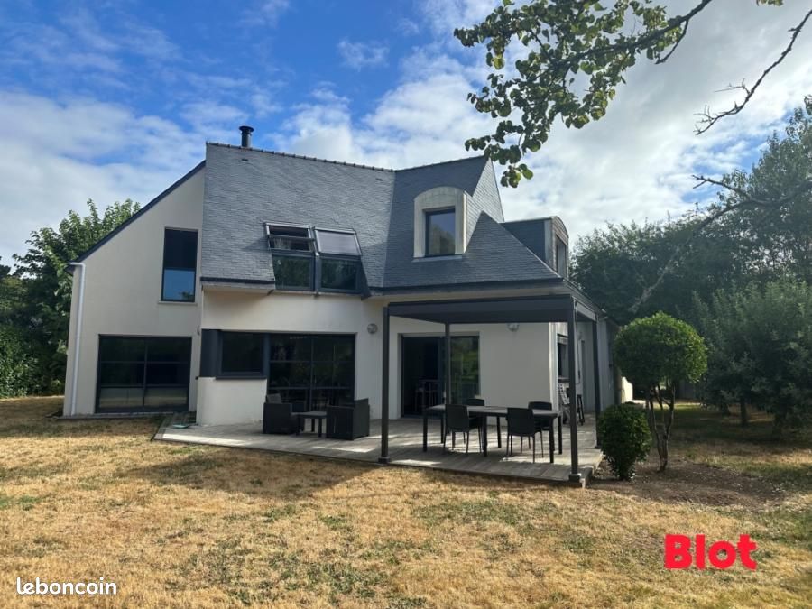 Maison 6 pièces 214 m² · à Saint-Avé · 214 m² · 777 000 €