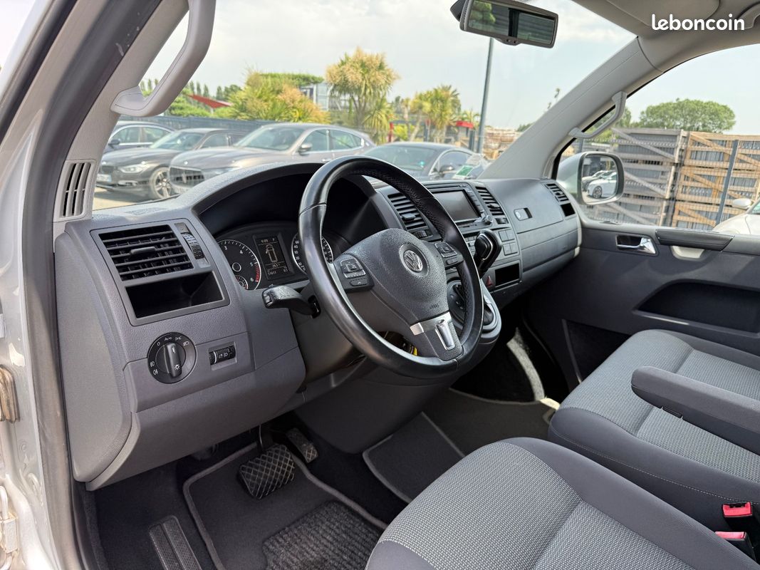 VOLKSWAGEN MULTIVAN CARAVELLE LONG 2.0 TDI 180 4MOTION BLUEMOTION TECHNOLOGY DSG7 CONFORTLINE / siege avant chauffant / camera de recul / 9 Places / porte latérale ouverture électrique / etc... (image 7)