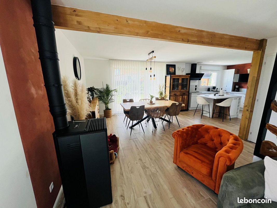 Maison 5 pièces 77 m² · à Holque · 77 m² · 239 000 €