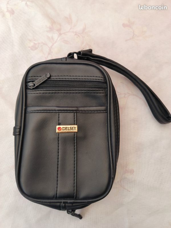 Petite sacoche delsey pour Simili cuir Accessoires