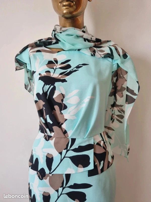 Robe bleu Un jour ailleurs Vêtements