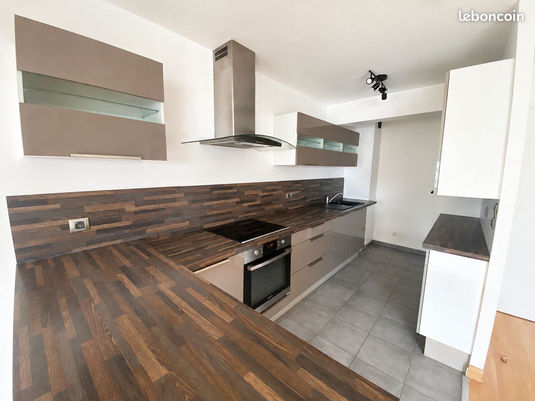 Appartement 3 pièces 82 m² · à Argenteuil · 82,4 m² · 1 550 €/mois