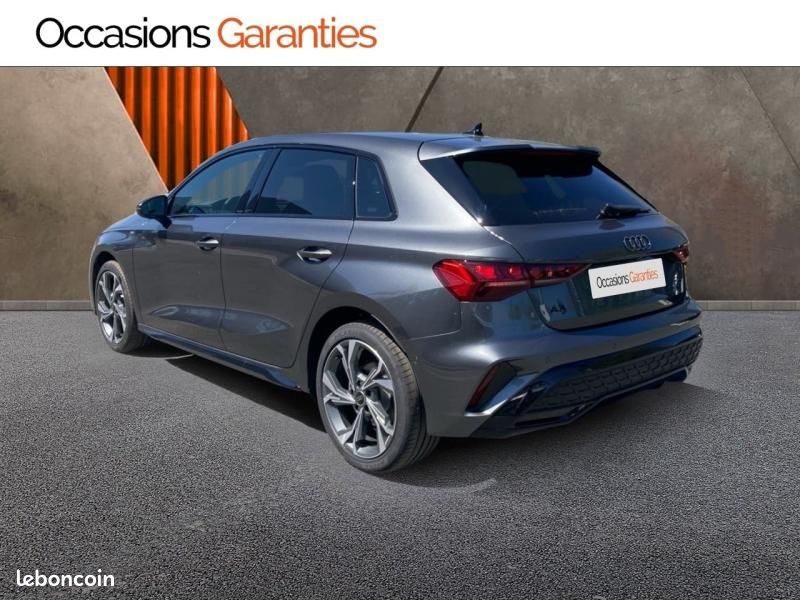 Audi A3 Sportback 1.5 TFSI 150ch Hybride S line S tronic 7 (image 12)