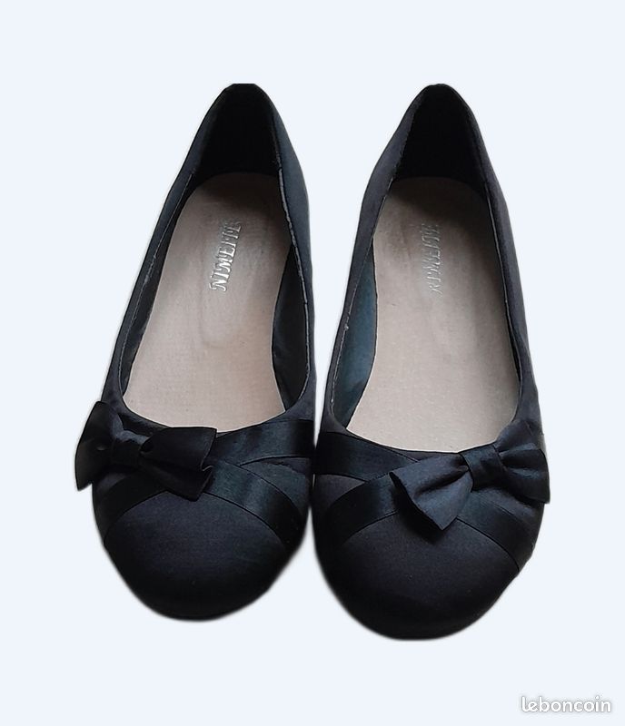 Lot De 10 Paires De Ballerines Baskets Femme Neuves Tailles 36 à 40 Multicolores