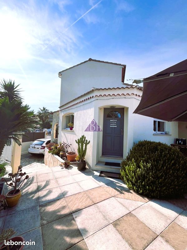 Maison 5 pièces 100 m² · à Hyères · 100 m² · 480 000 €