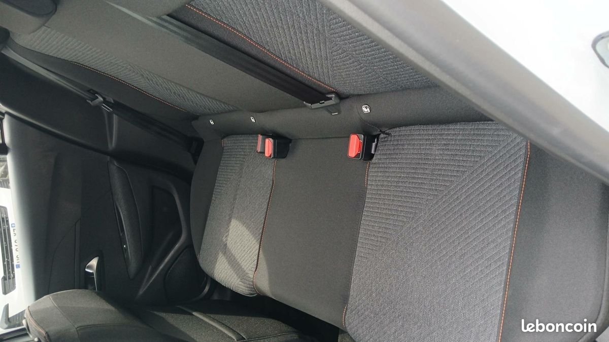PEUGEOT 208 Hybrid 110 ch e-DCS6 EDITION (image 11)