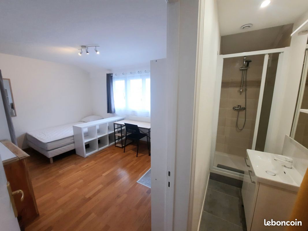 Appartement 1 pièce 16 m² · à Angers · 16 m² · 537 €