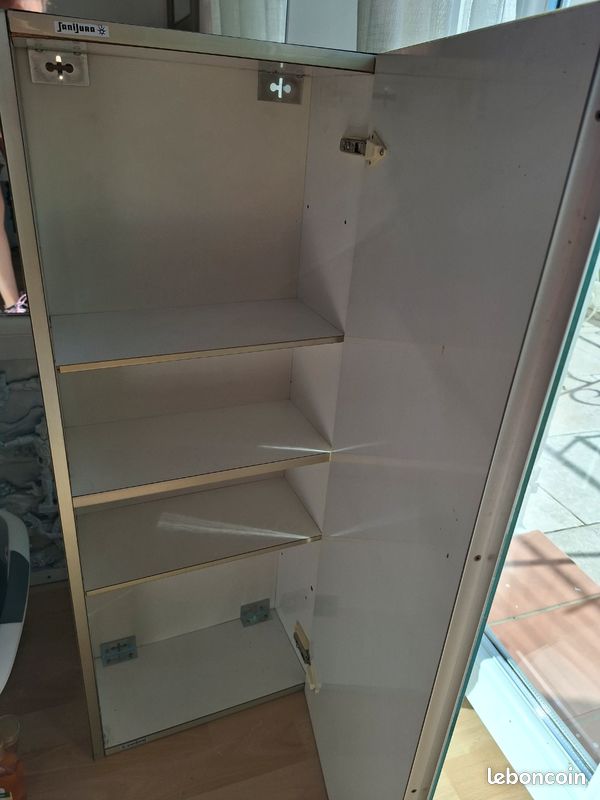 Armoire de salle de bain (image 2)