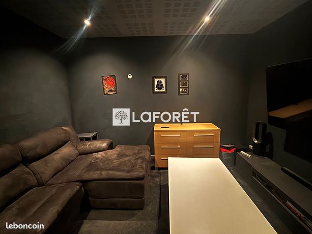 https://img.leboncoin.fr/api/v1/lbcpb1/images/dd/43/bd/dd43bd4577695760e4552352ee4d3ca372c0fa0d.jpg?rule=ad-image