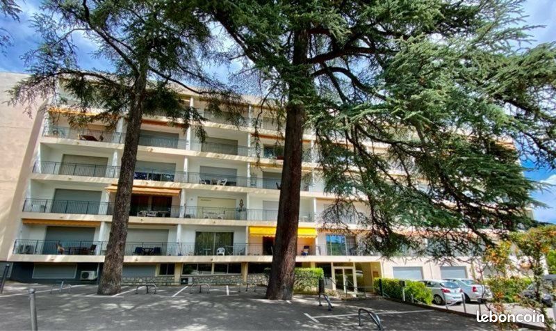 Appartement 1 pièce 20 m² · à Gréoux-les-Bains · 20 m² · 660 €