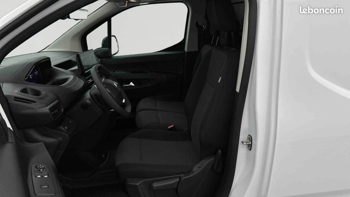 Peugeot Partner FOURGON M 650 KG BLUEHDI 130 S&S EAT8 (image 12)