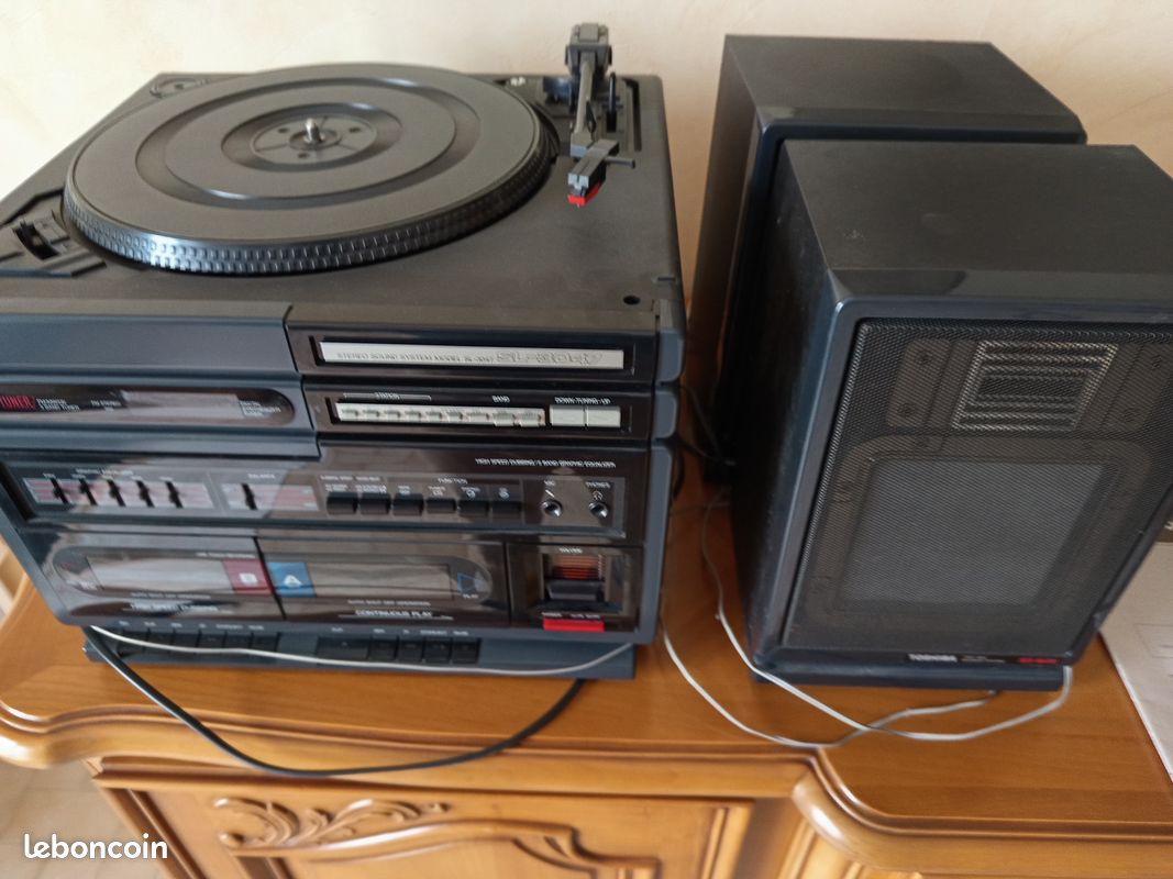 Walkman TOSHIBA Stereo Cassette Player KT-4138 🎧 (Usato) a Villeneuve