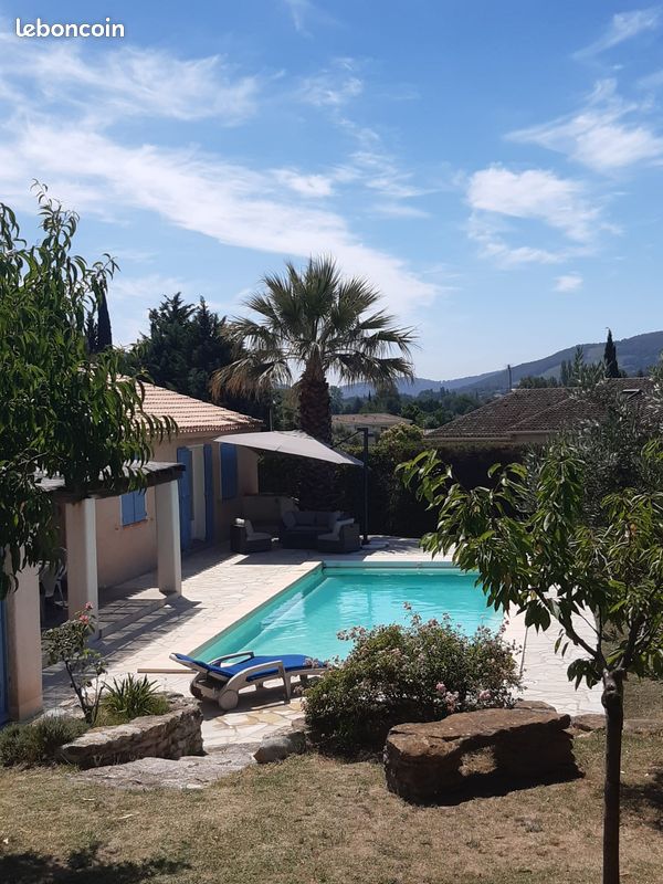 Maison 6 pièces 140 m² · à Le Beausset · 140 m² · 670 000 €