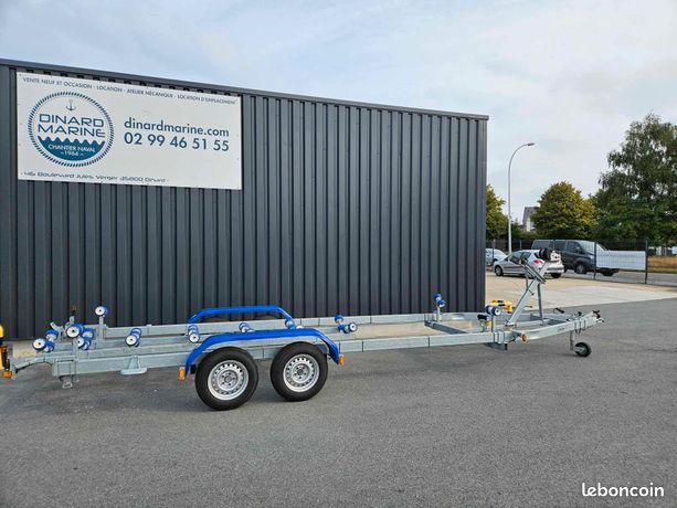 Remorque Bateau Double Essieux 2500 Kg Occasion