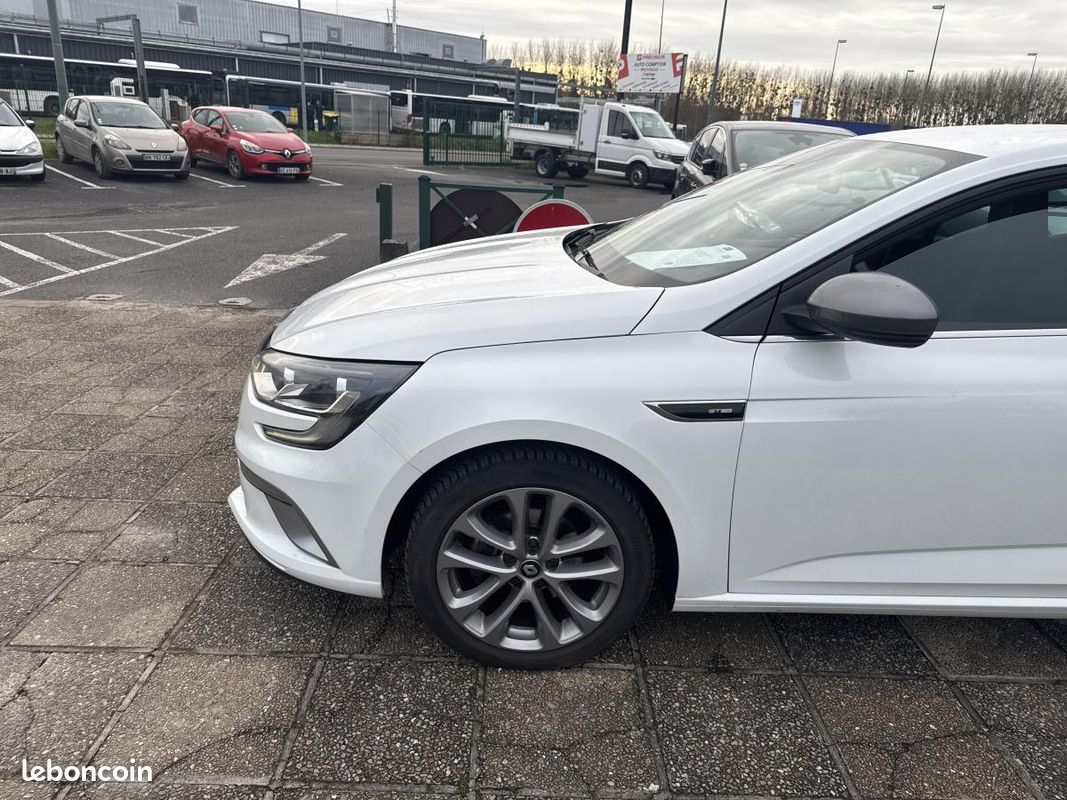 RENAULT MEGANE Mégane 1.2 Energy TCe - 130 IV BERLINE GT Line 17\' (image 12)