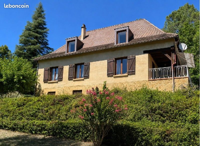 Maison 7 pièces 138 m² · à Le Buisson-de-Cadouin · 138 m² · 275 000 €