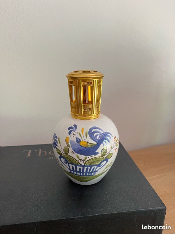 Keller et Guérin de Luneville - Grande coupe melonnière en faïence