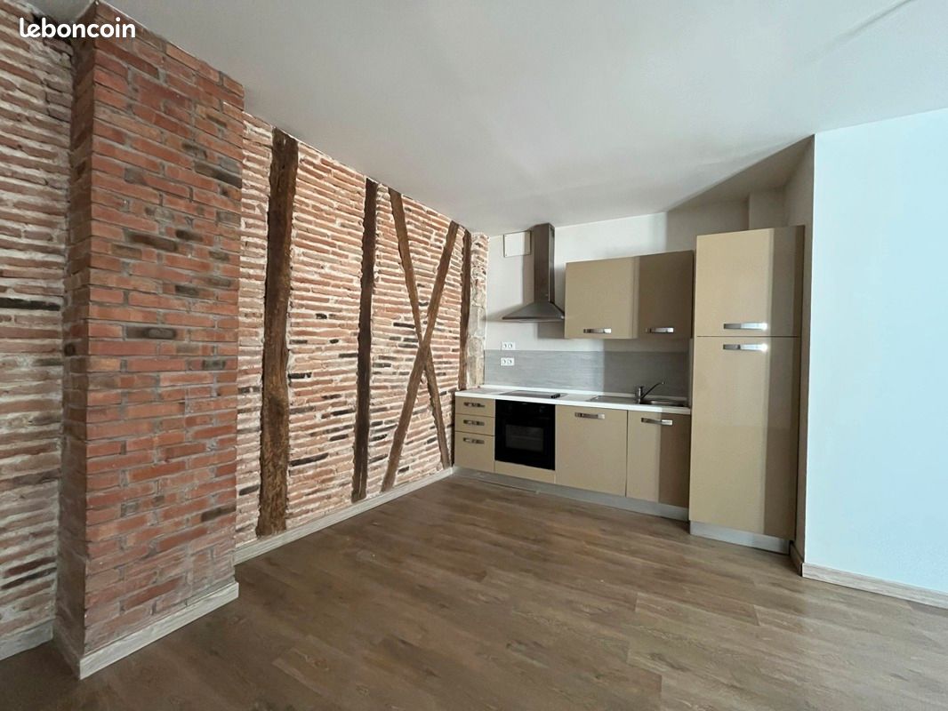 Appartement 3 pièces 68 m² · à Castres · 68 m² · 550 €