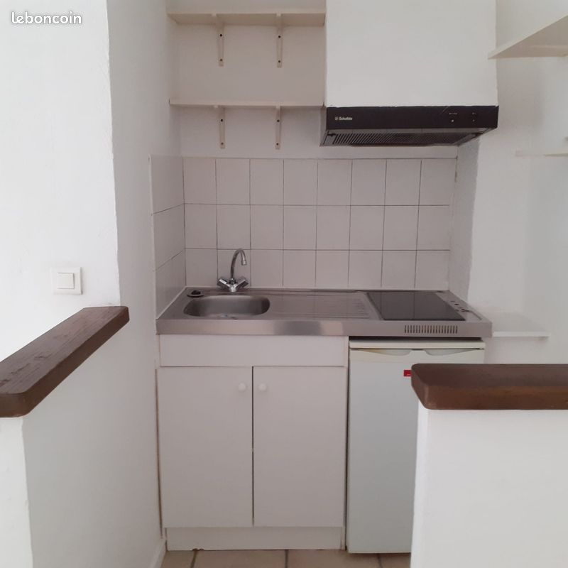 Appartement 1 pièce 25 m² · à Saint-Raphaël · 25 m² · 500 €/mois