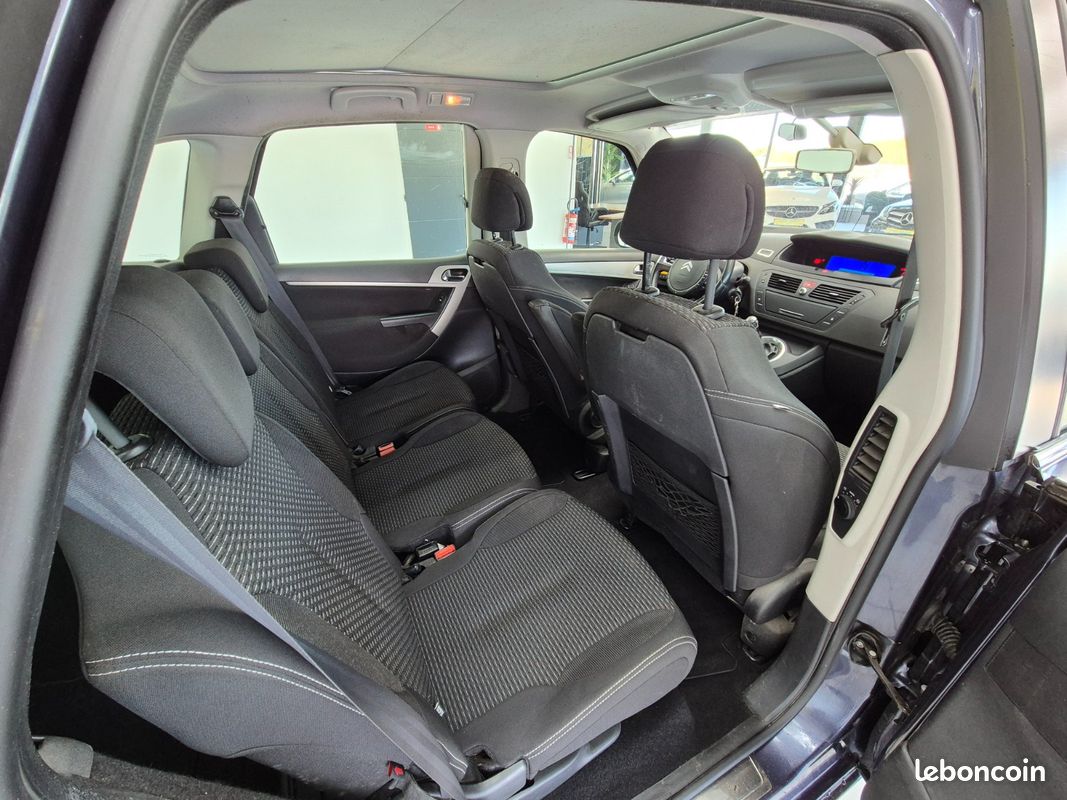 Citroën C4 1.6 HDi 16V 110 cv Exclusive (image 10)