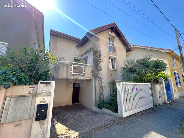 Maison de ville 5 pièces 124 m² — 1