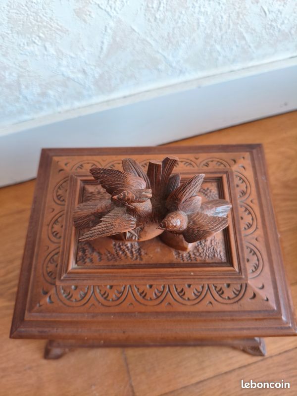 Boite à bijoux en bois (image 4)