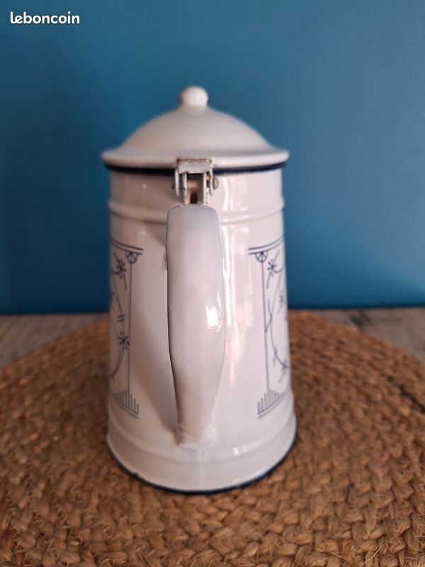 Cafetière métal émaillé (image 4)