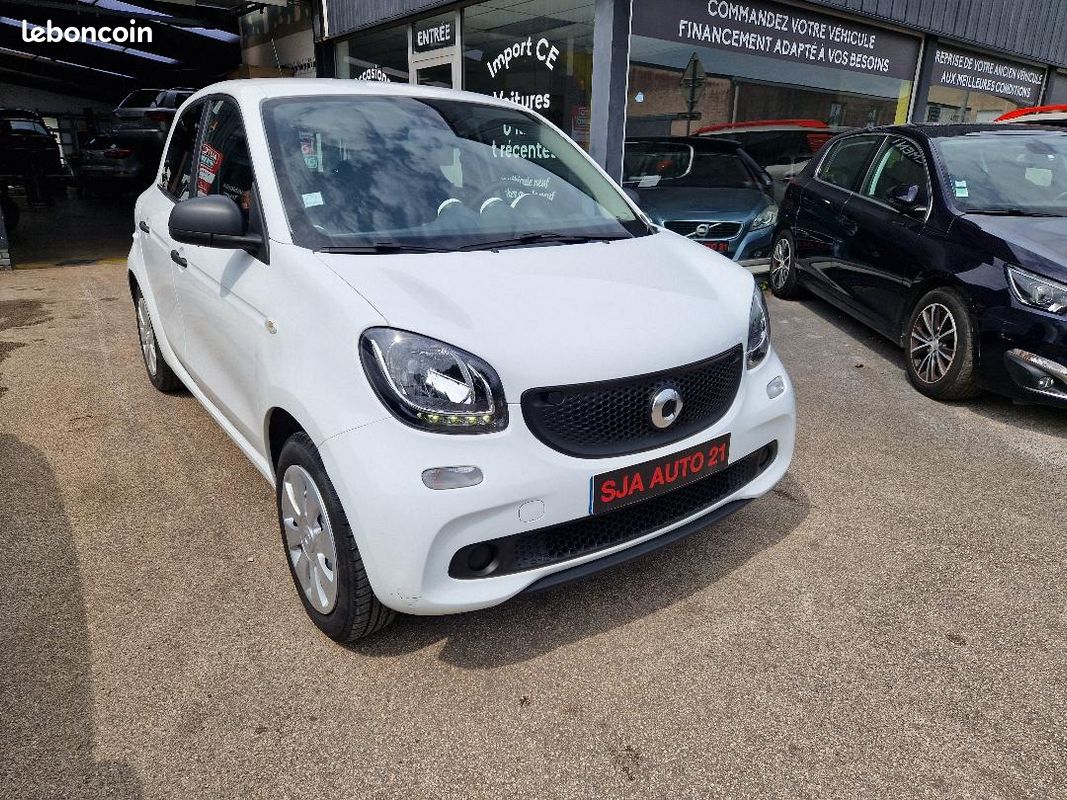Smart Forfour 1.0i 71ch passion BVA6 (image 1)