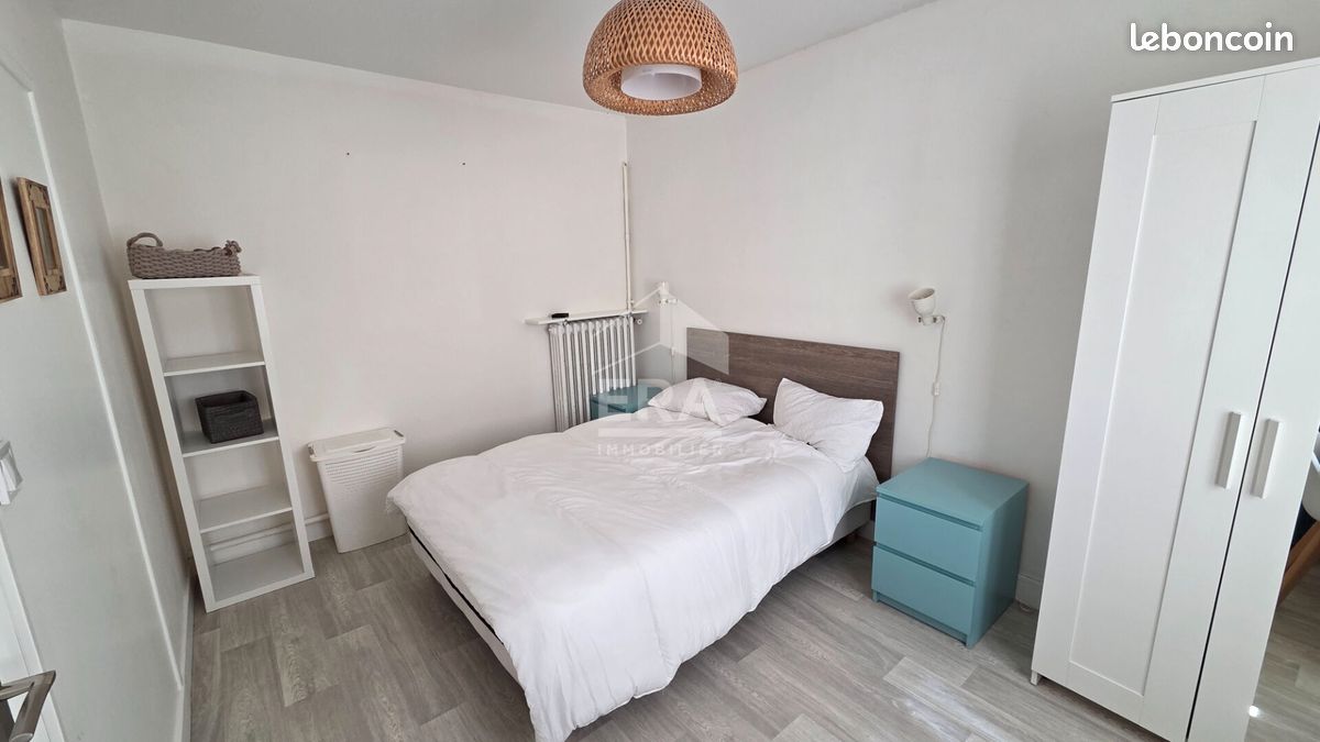 Appartement 1 pièce 12 m² · à Tours · 12 m² · 420 €