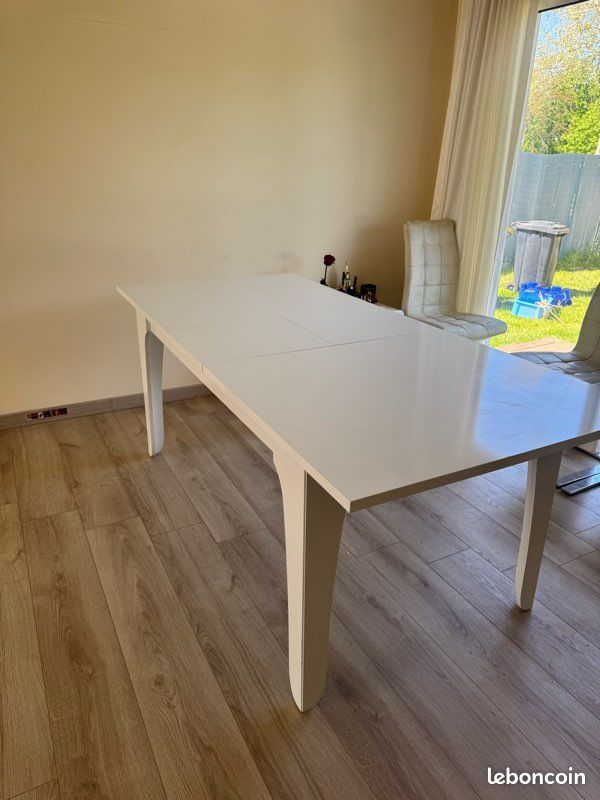 Table a manger (image 6)