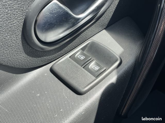 Dacia Logan MCV TCe 90 Stepway - Historique d'entretien (image 12)
