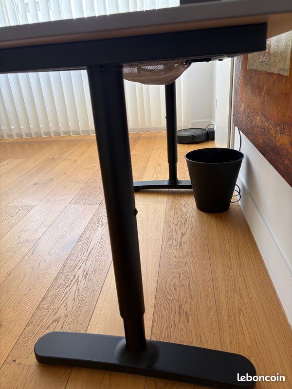 Bureau réglable en hauteur (image 4)