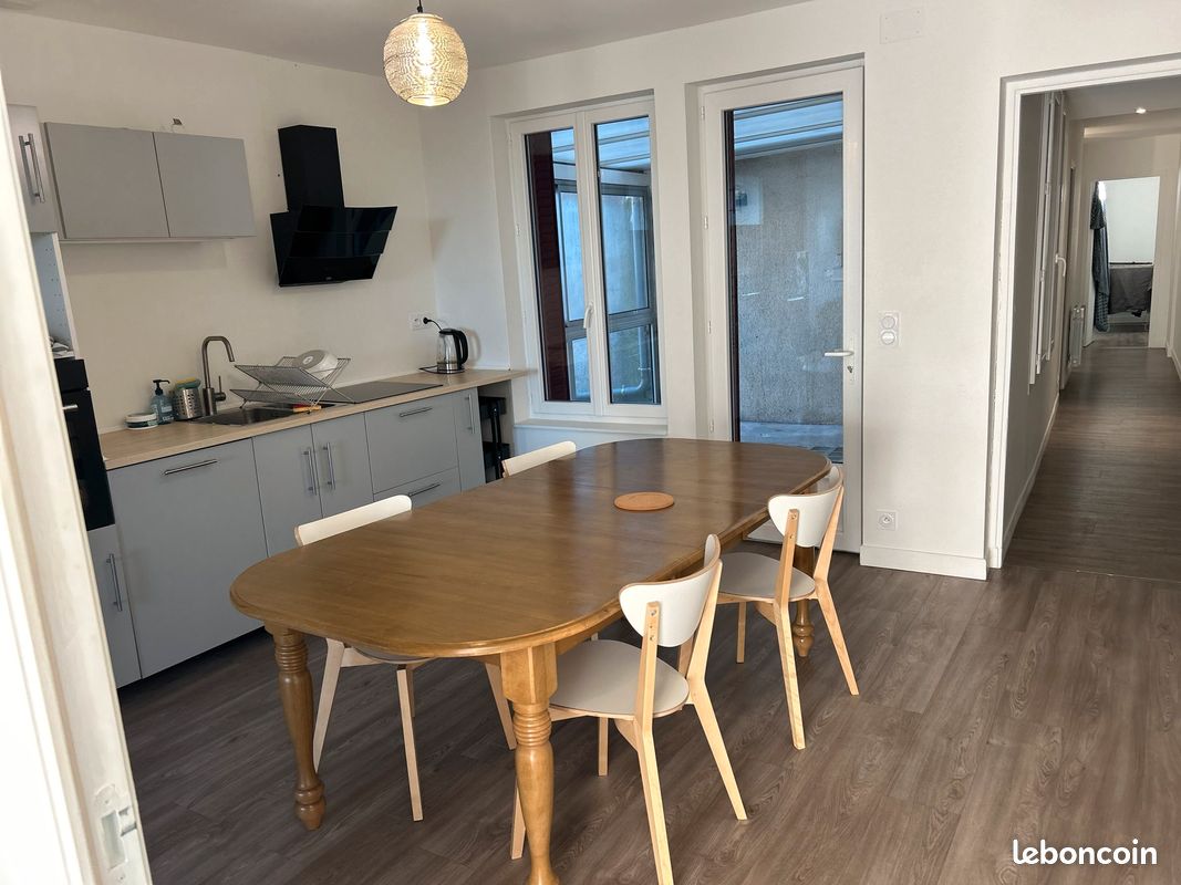 Bel appartement rénové meubé 100m2 idéal pour couple ou colocation - Égletons 19300 (image 2)