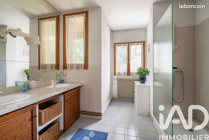 Maison familiale 5 pièces 165 m² — 11