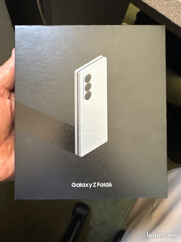 Samsung Galaxy Z Fold 6 256 GB (image 1)