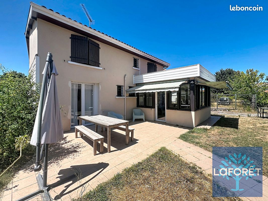 Maison 5 pièces 141 m² · à Rion-des-Landes · 141 m² · 299 500 €