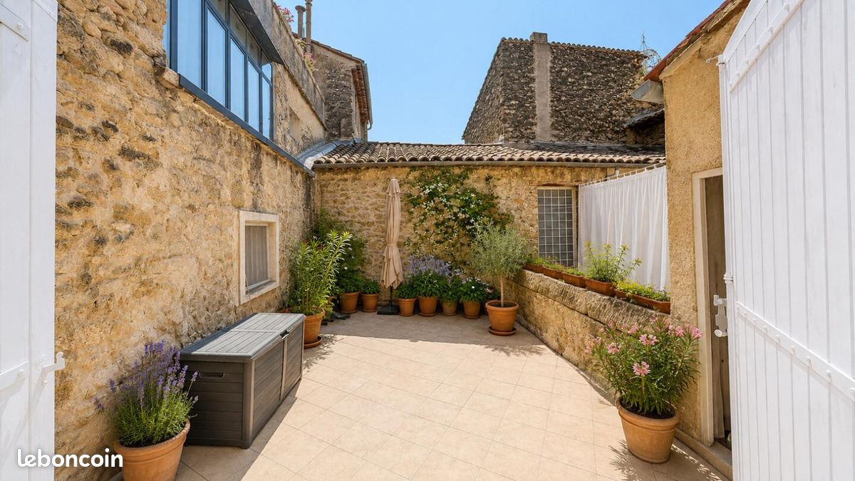 Maison 7 pièces 186 m² · à Lauris · 186 m² · 365 000 €