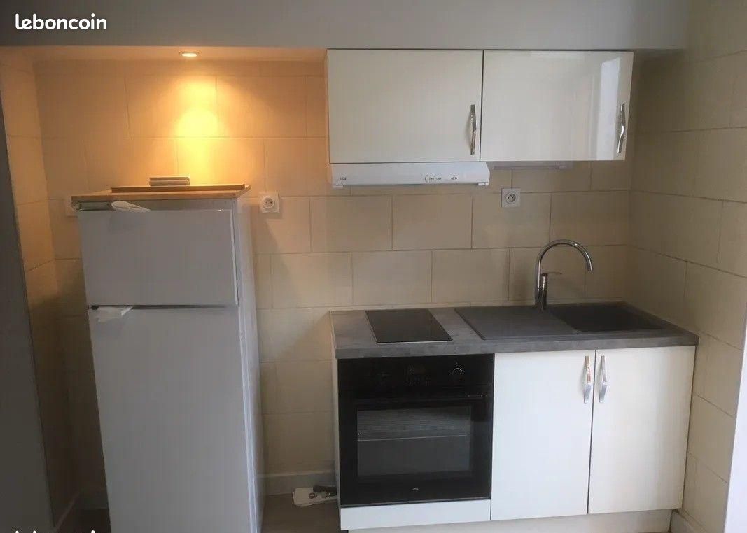 Appartement 1 pièce 17 m² · à Grenoble · 17 m² · 450 €